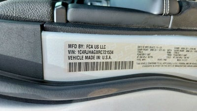 2024 Jeep Grand Cherokee Laredo