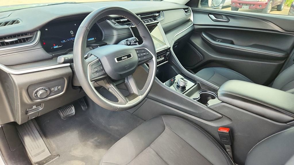 2024 Jeep Grand Cherokee Laredo