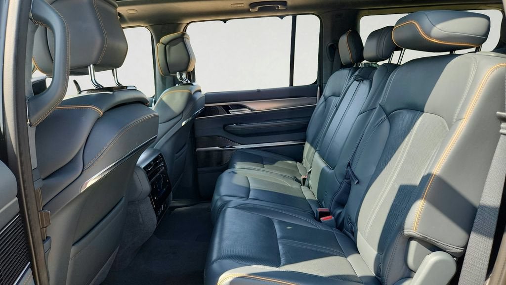 2023 Jeep Grand Wagoneer Series II