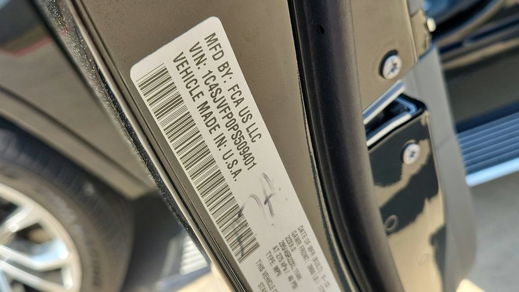 2023 Jeep Grand Wagoneer Series II
