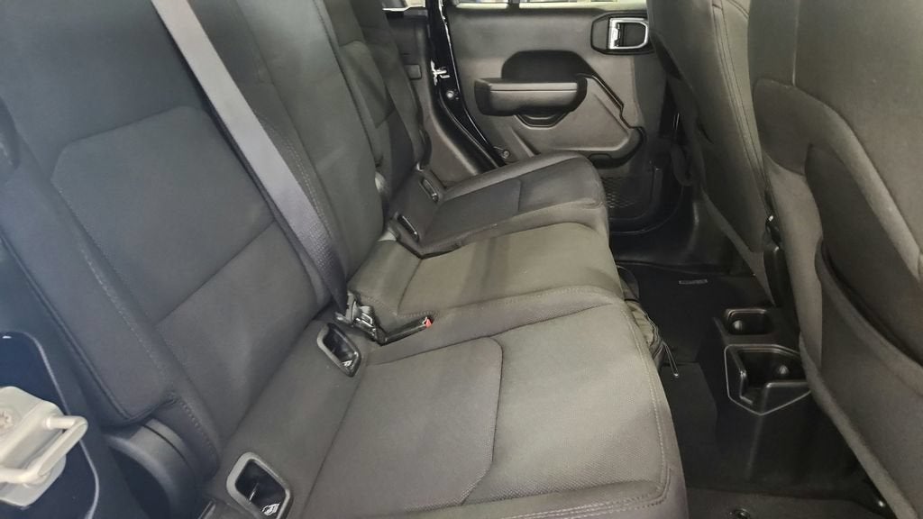 2022 Jeep Gladiator Sport S