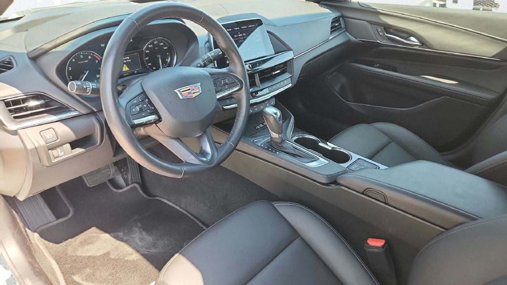 2026 Cadillac CT4 Luxury