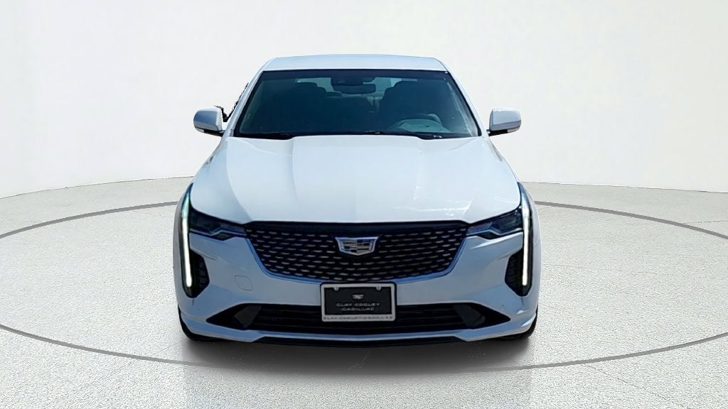 2026 Cadillac CT4 Luxury
