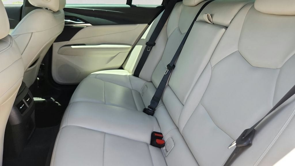 2023 Cadillac CT4 Luxury