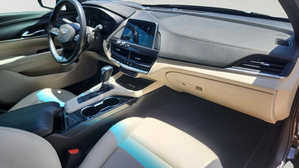 2023 Cadillac CT4 Luxury