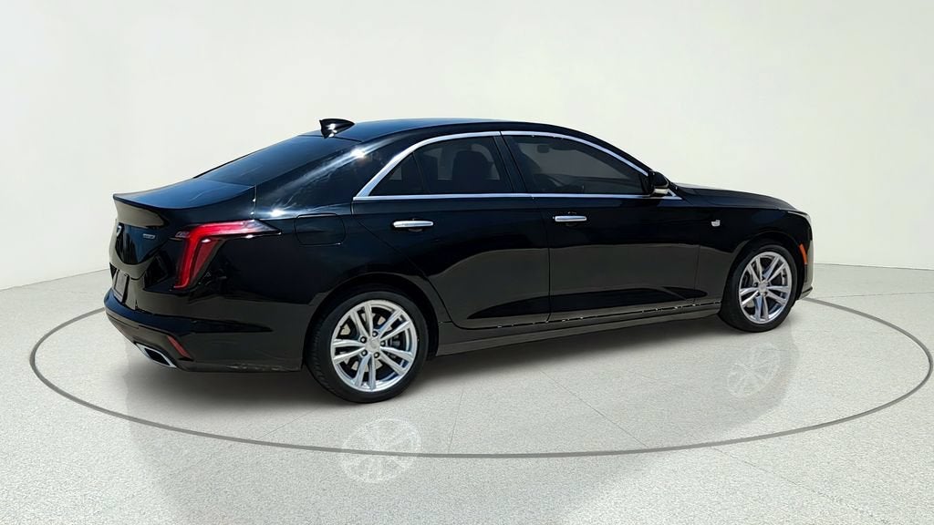 2023 Cadillac CT4 Luxury