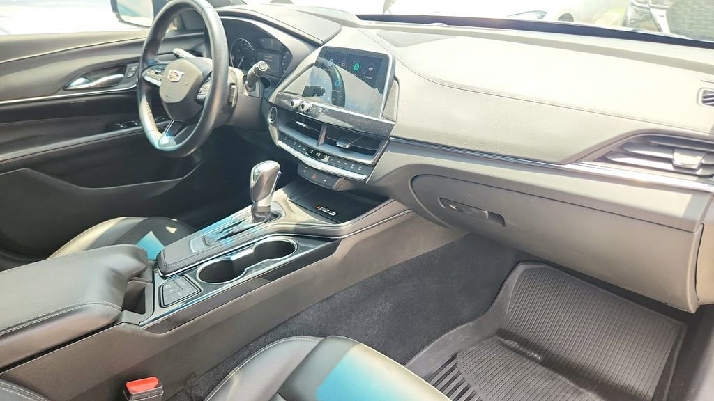 2024 Cadillac CT4 Luxury