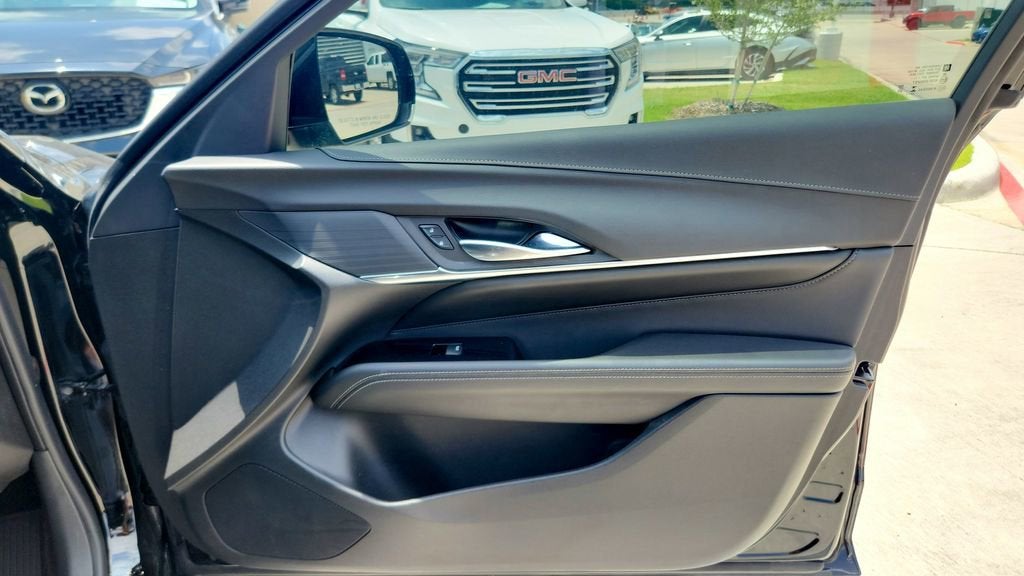 2024 Cadillac CT4 Luxury