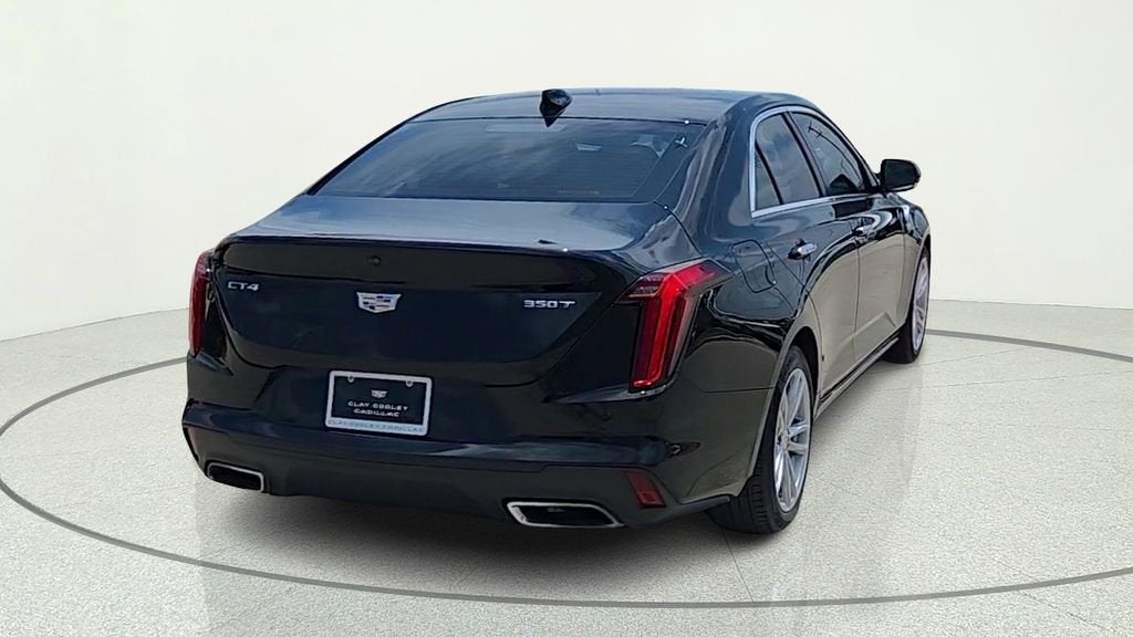 2024 Cadillac CT4 Luxury