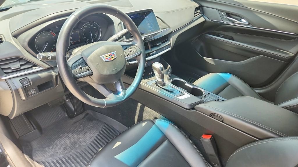 2024 Cadillac CT4 Luxury