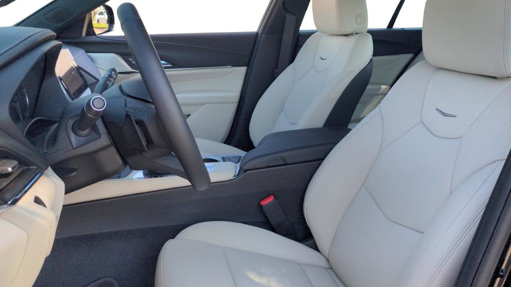 2023 Cadillac CT4 Premium Luxury