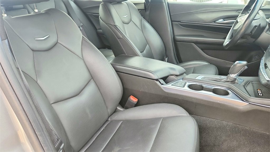 2024 Cadillac CT4 Premium Luxury