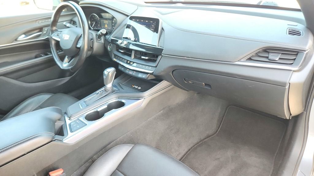 2023 Cadillac CT4 Premium Luxury