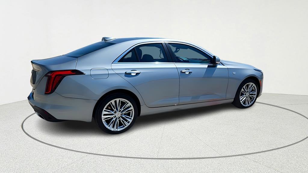 2023 Cadillac CT4 Premium Luxury