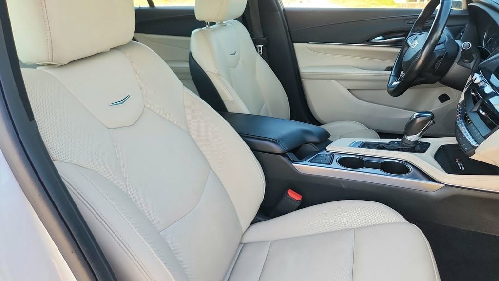 2024 Cadillac CT4 Premium Luxury