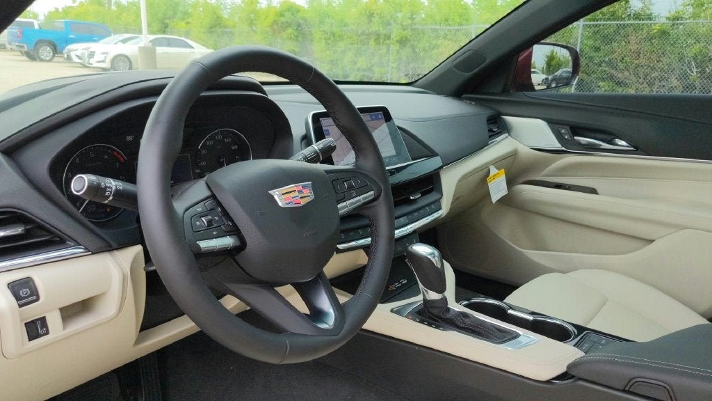 2023 Cadillac CT4 Luxury