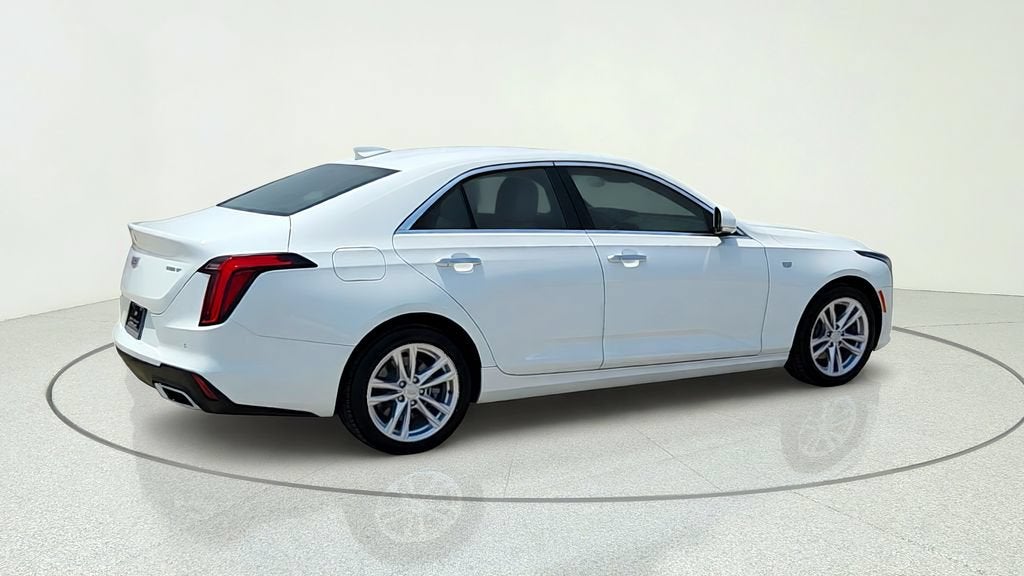 2026 Cadillac CT4 Luxury