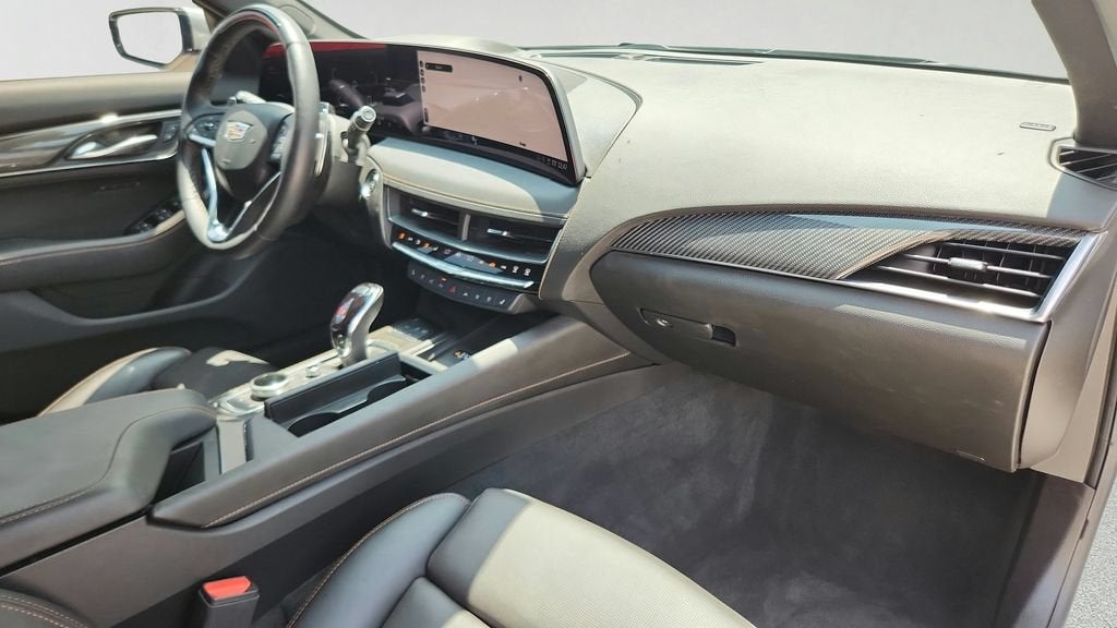 2025 Cadillac CT5 Sport