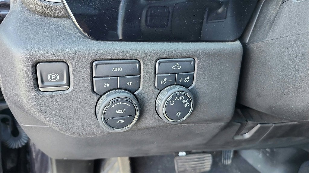 2022 Chevrolet Silverado 1500 LT (2FL)