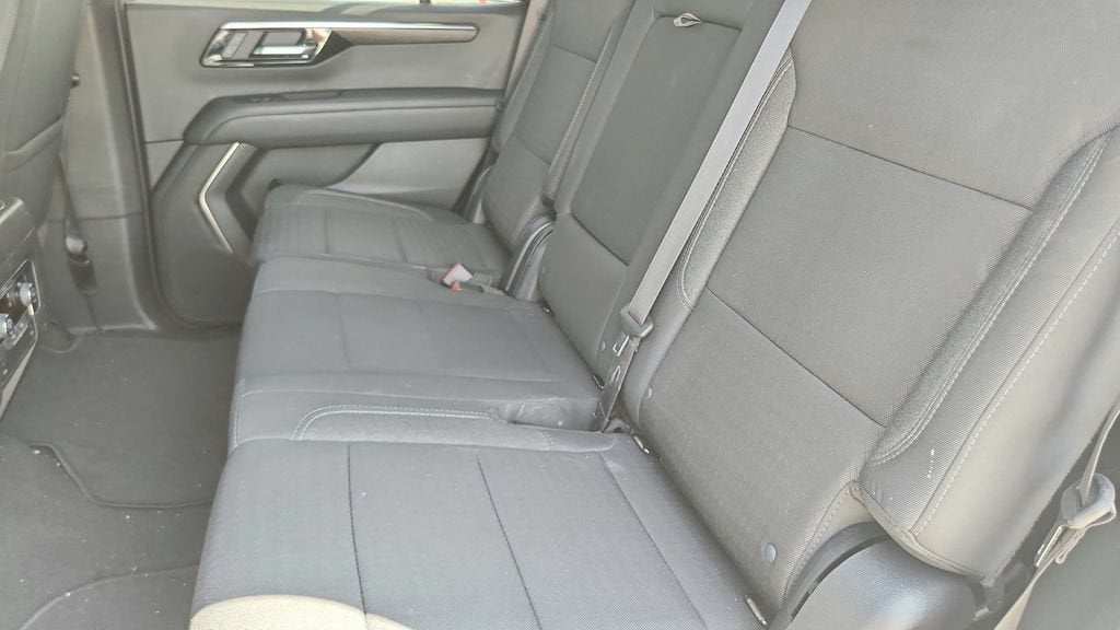 2025 Chevrolet Tahoe LS