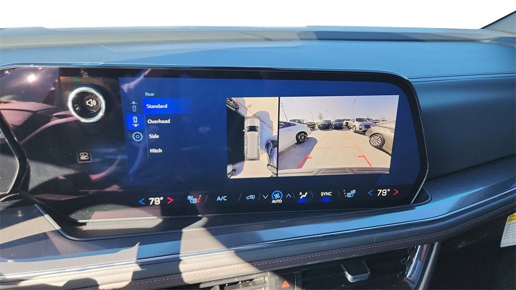 2025 Chevrolet Suburban RST