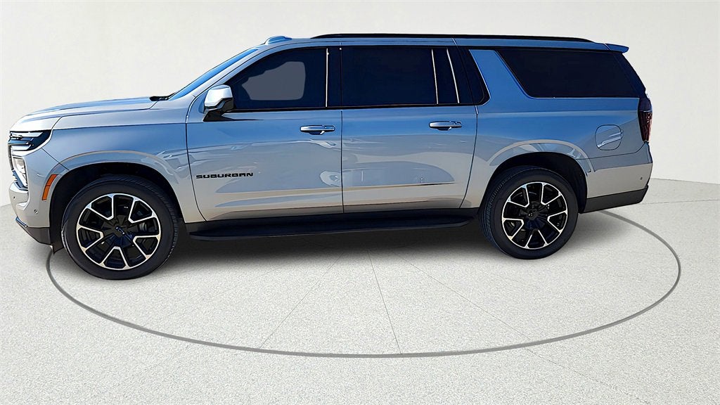 2025 Chevrolet Suburban RST