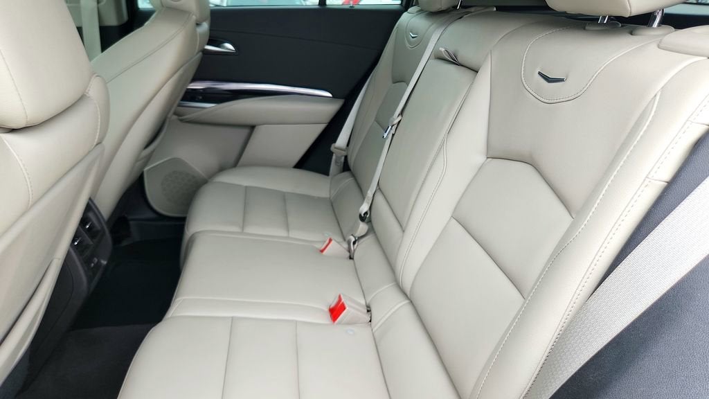 2023 Cadillac XT4 Luxury