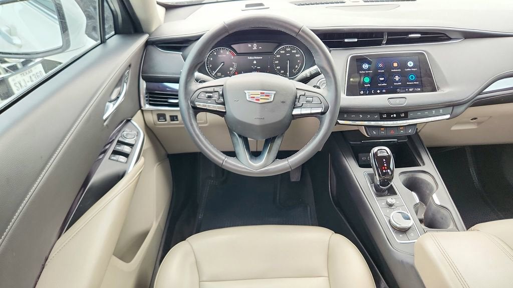 2023 Cadillac XT4 Luxury