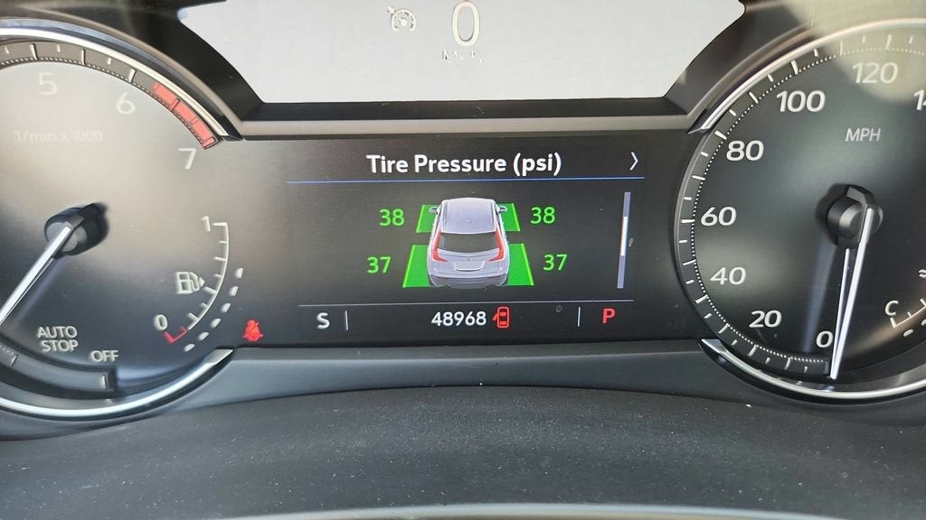 2023 Cadillac XT4 FWD Luxury