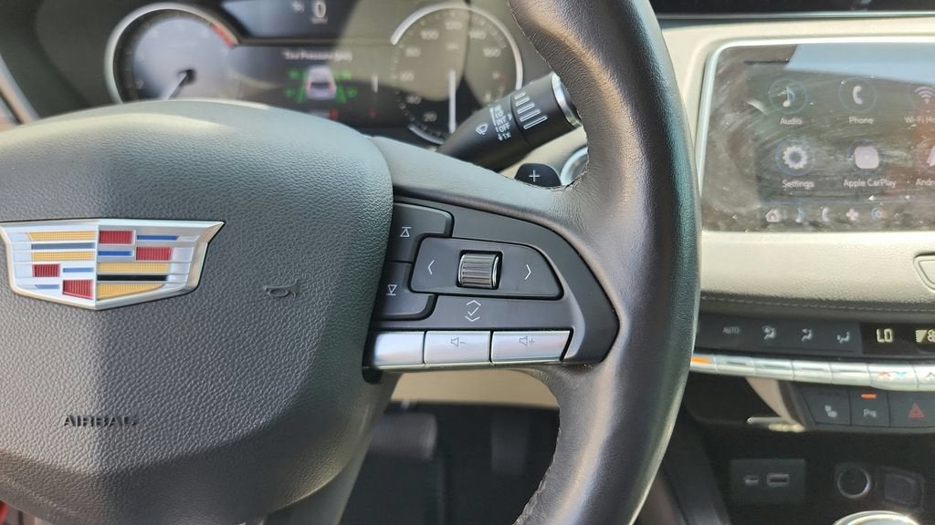 2023 Cadillac XT4 FWD Luxury