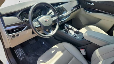 2022 Cadillac XT4 FWD Luxury