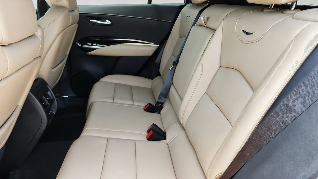 2024 Cadillac XT4 Luxury