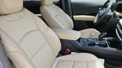 2024 Cadillac XT4 Luxury