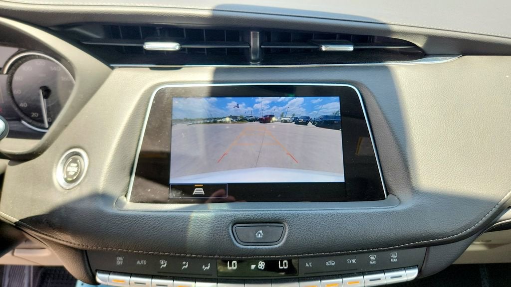 2023 Cadillac XT4 Luxury