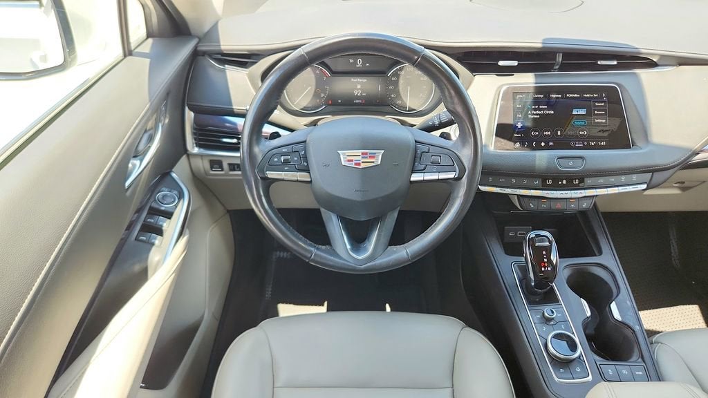 2023 Cadillac XT4 Luxury