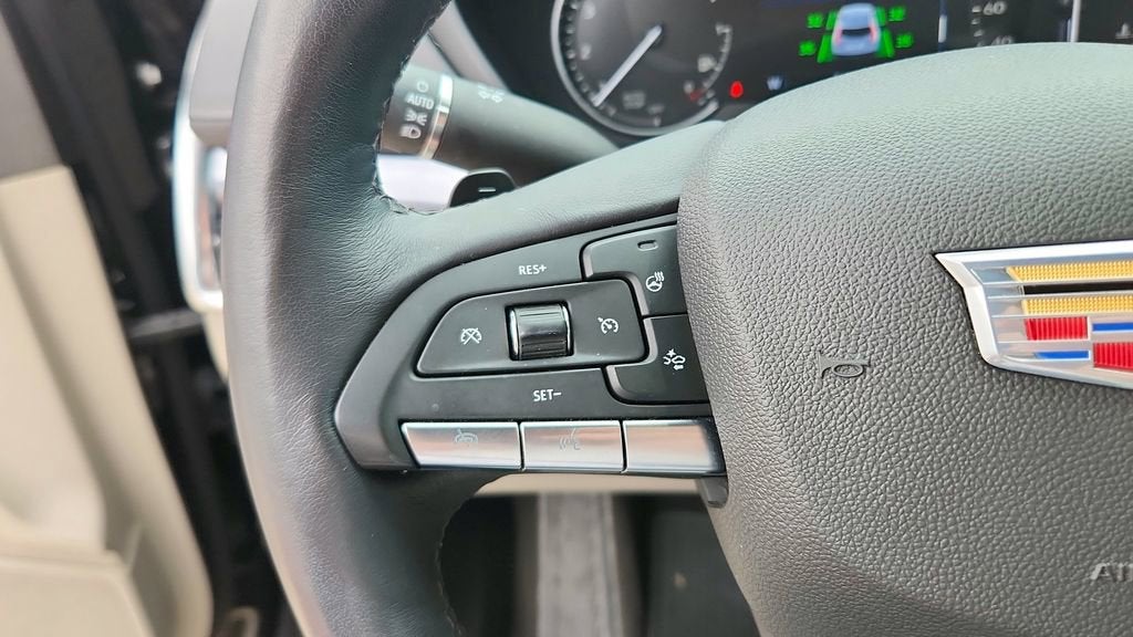 2023 Cadillac XT4 Luxury