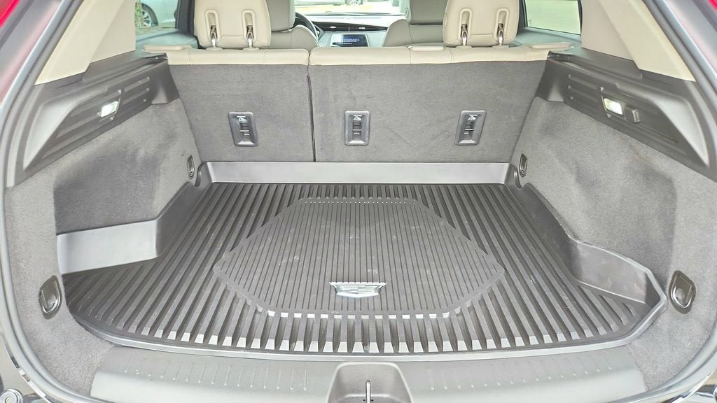 2023 Cadillac XT4 Luxury