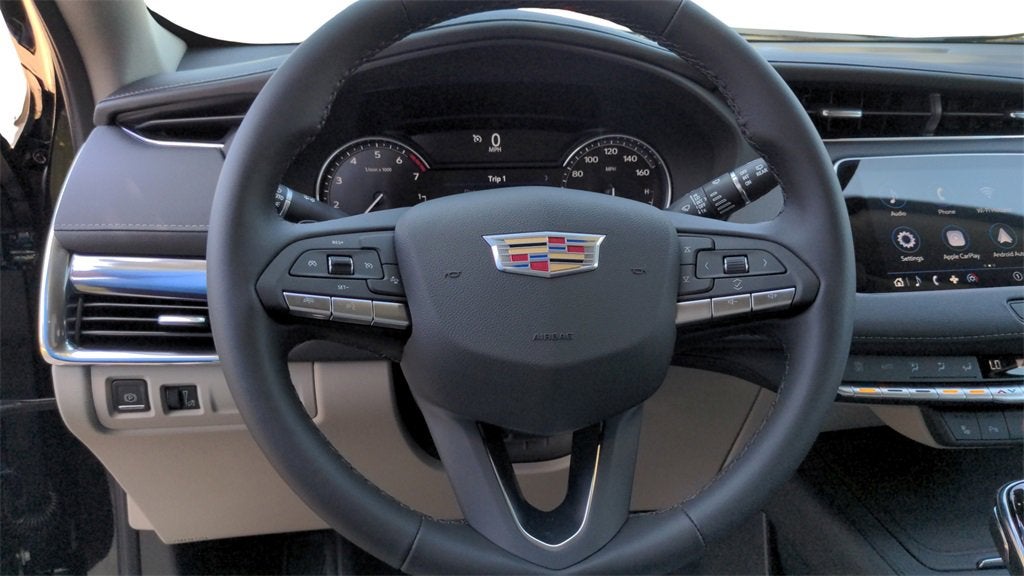 2022 Cadillac XT4 Luxury