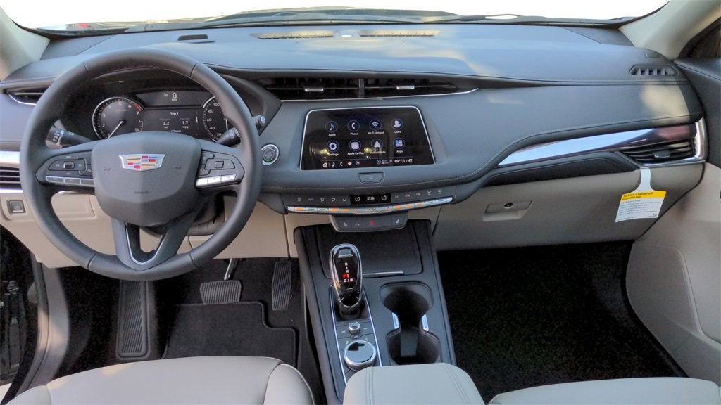 2022 Cadillac XT4 Luxury