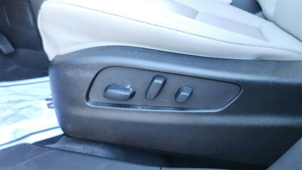 2022 Cadillac XT4 Luxury