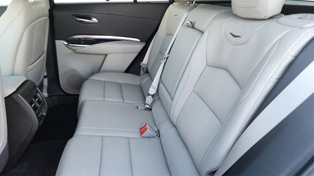 2022 Cadillac XT4 Luxury