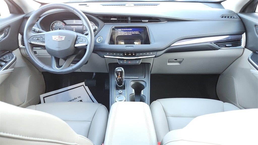 2022 Cadillac XT4 Luxury