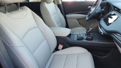 2022 Cadillac XT4 Luxury