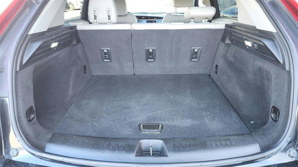 2022 Cadillac XT4 Luxury