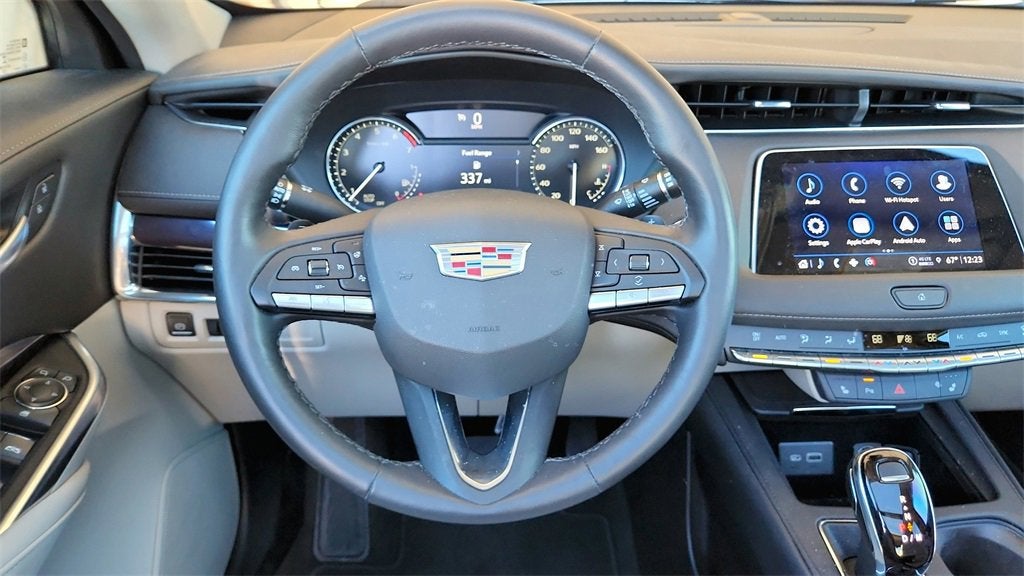 2023 Cadillac XT4 Luxury