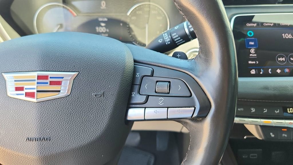 2023 Cadillac XT4 Luxury