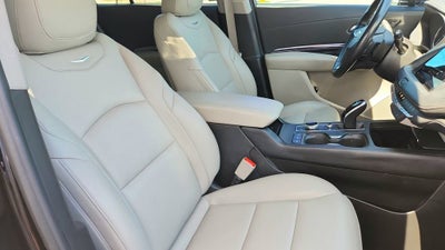 2023 Cadillac XT4 Luxury