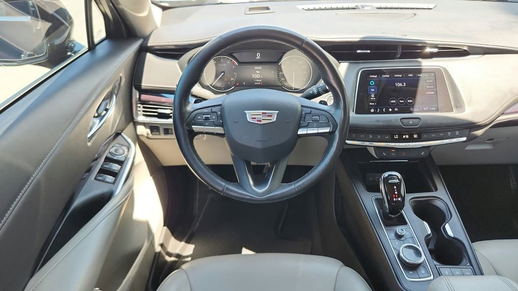 2023 Cadillac XT4 Luxury