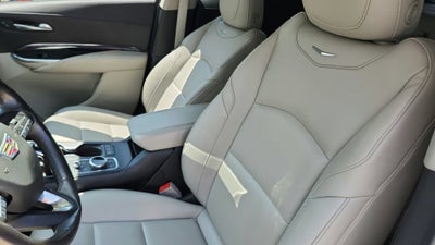 2023 Cadillac XT4 FWD Luxury