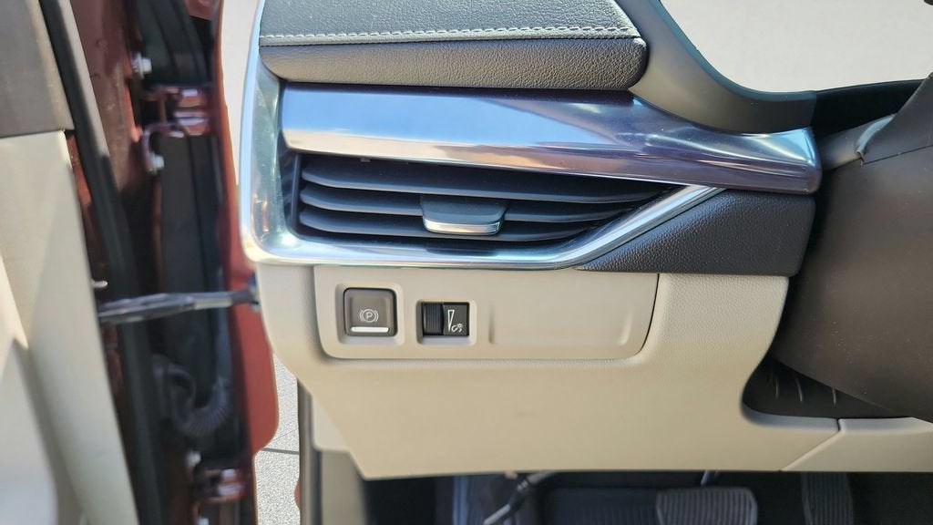 2023 Cadillac XT4 FWD Luxury